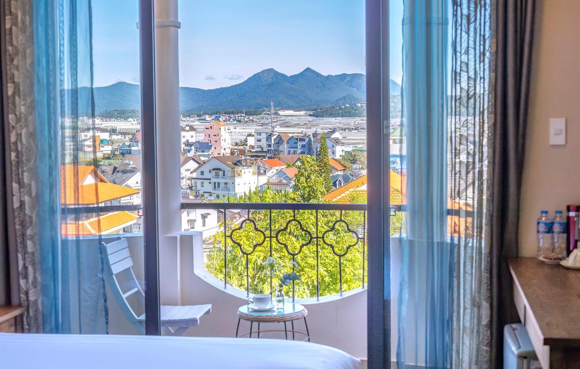 กัววา ฮิลล์ บูทิก โฮเทล Hotel ดาลัด ภายนอก รูปภาพ